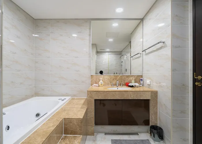 Apartment 2400sqft On The 1sec For Big Family *